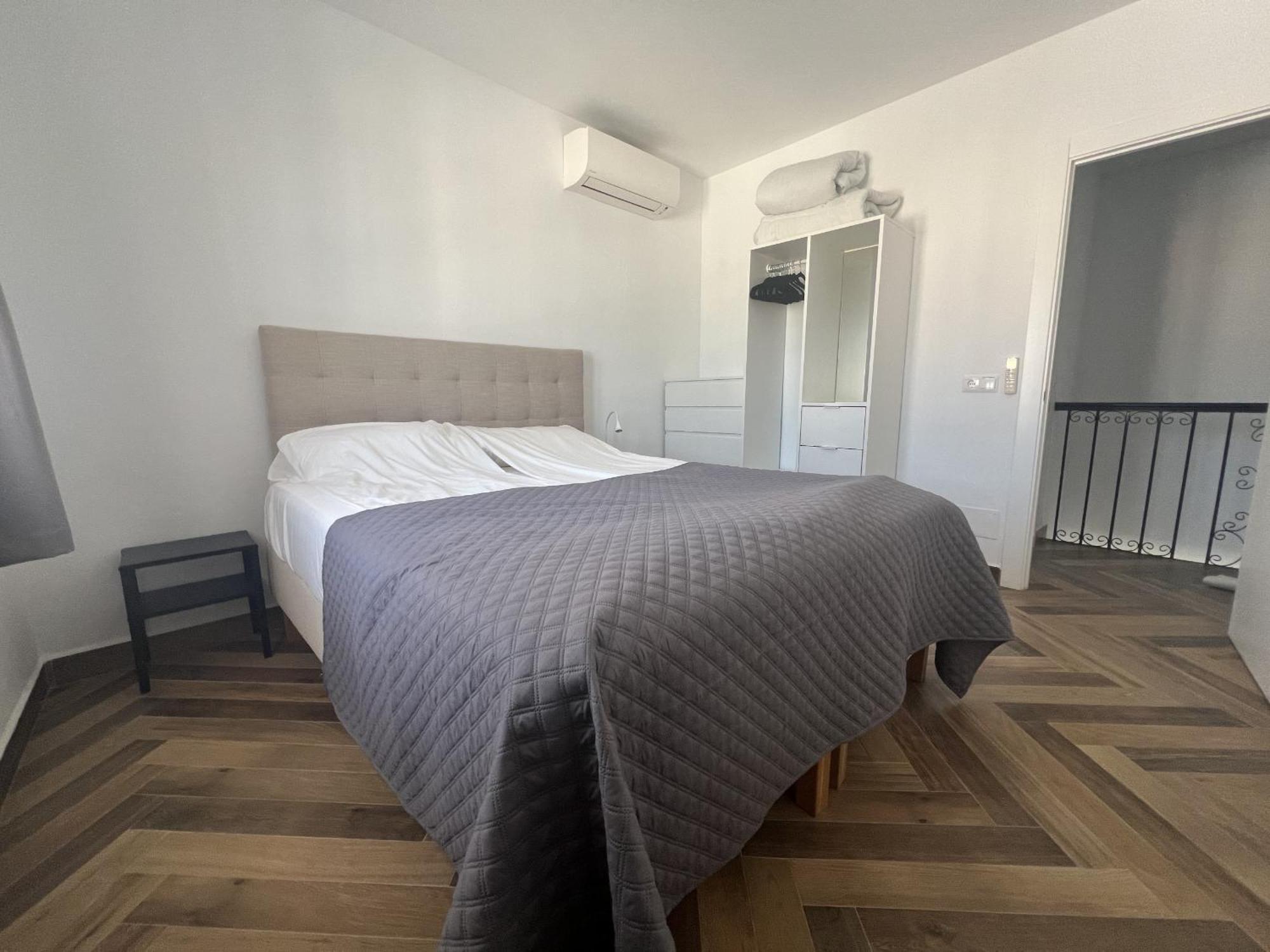 Ap393 - Almendros Villa Nerja