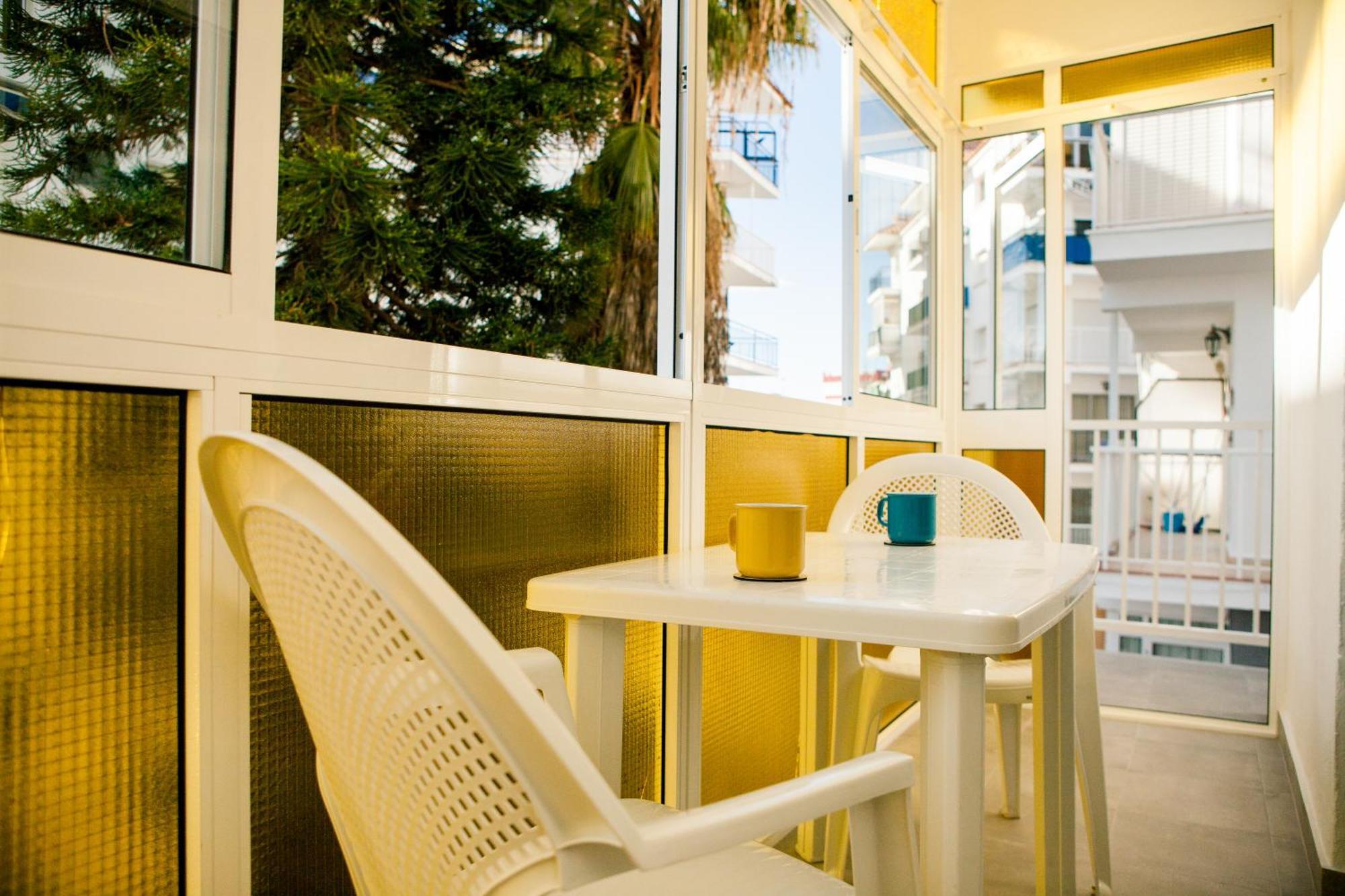 A Un Paso De Peatonal Del Balcon De Europa * Nerja