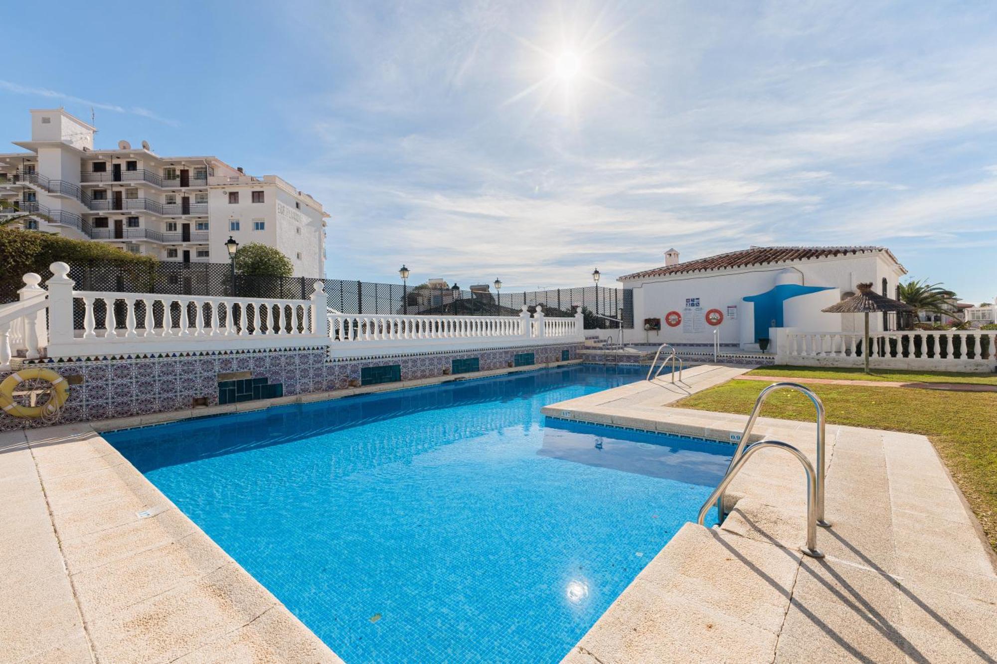 Apartamento 1 Bedroom In Verano Azul, Free Wi-fi