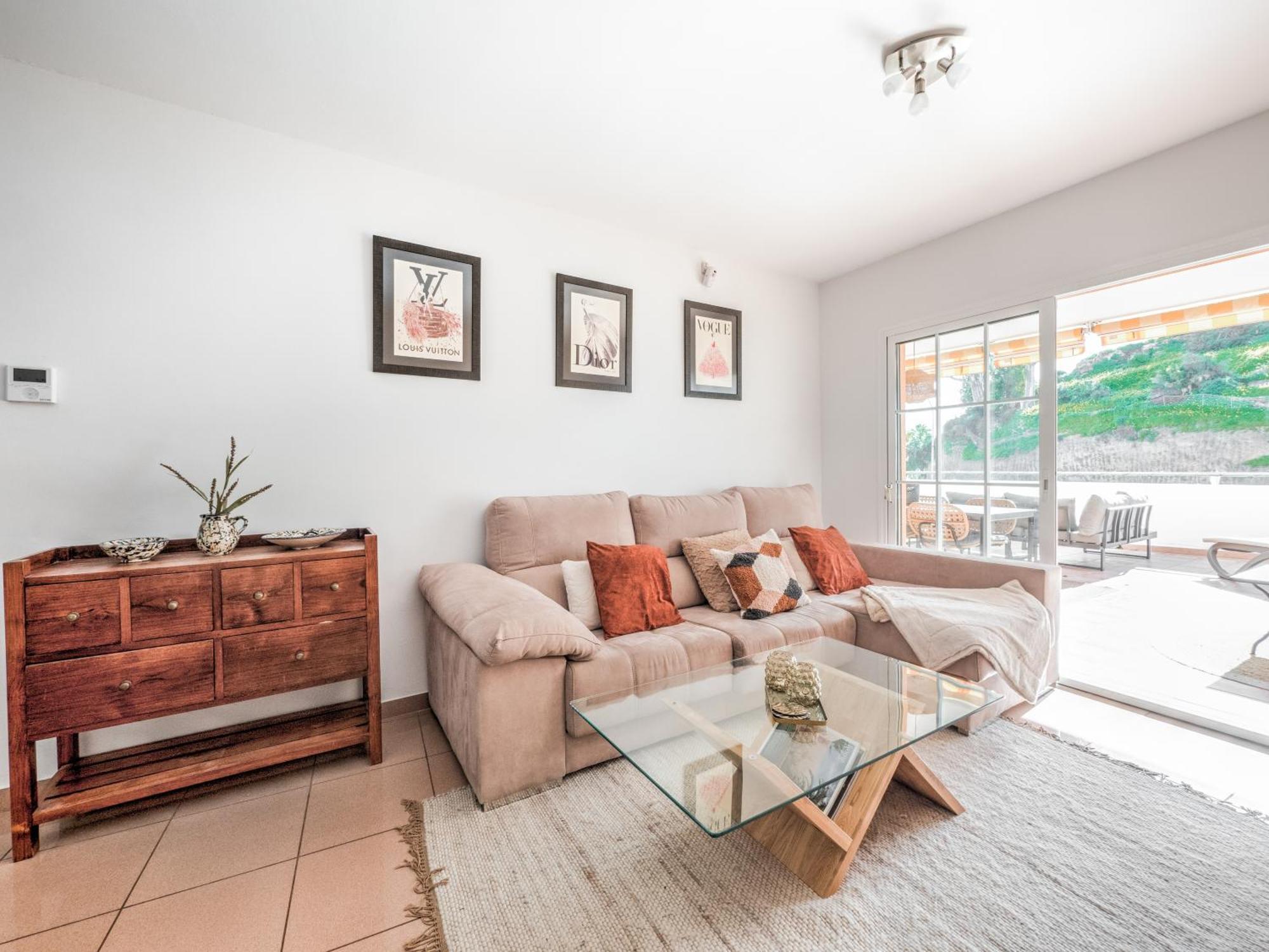 Apartamento Beachfront With Sea View At Burriana Beach,