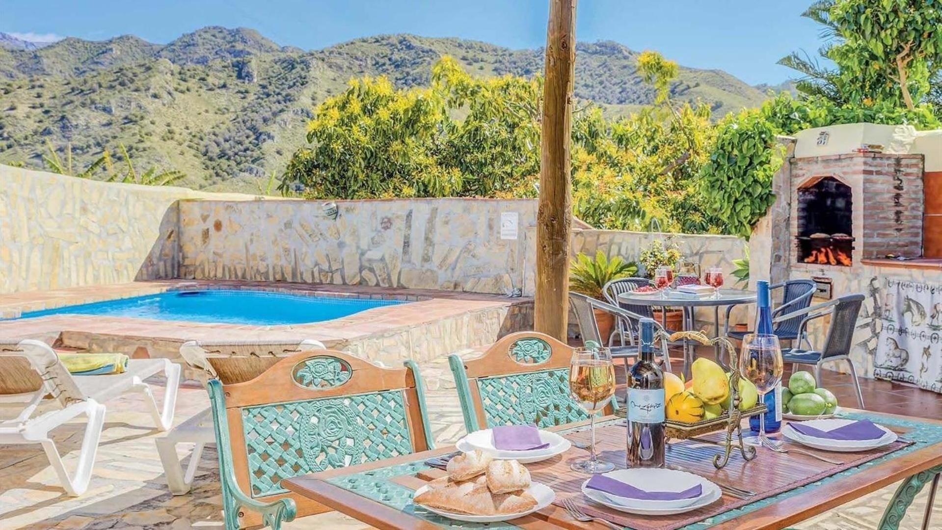 Mit Privatpool Fuer 2 Personen Ca 90 Qm In Nerja, Andalusien Costa Del Sol *