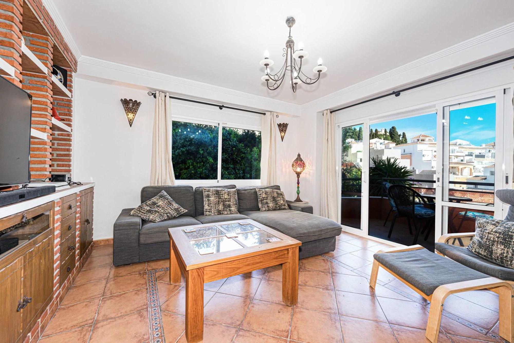 Edf Tahiti 7 * Nerja