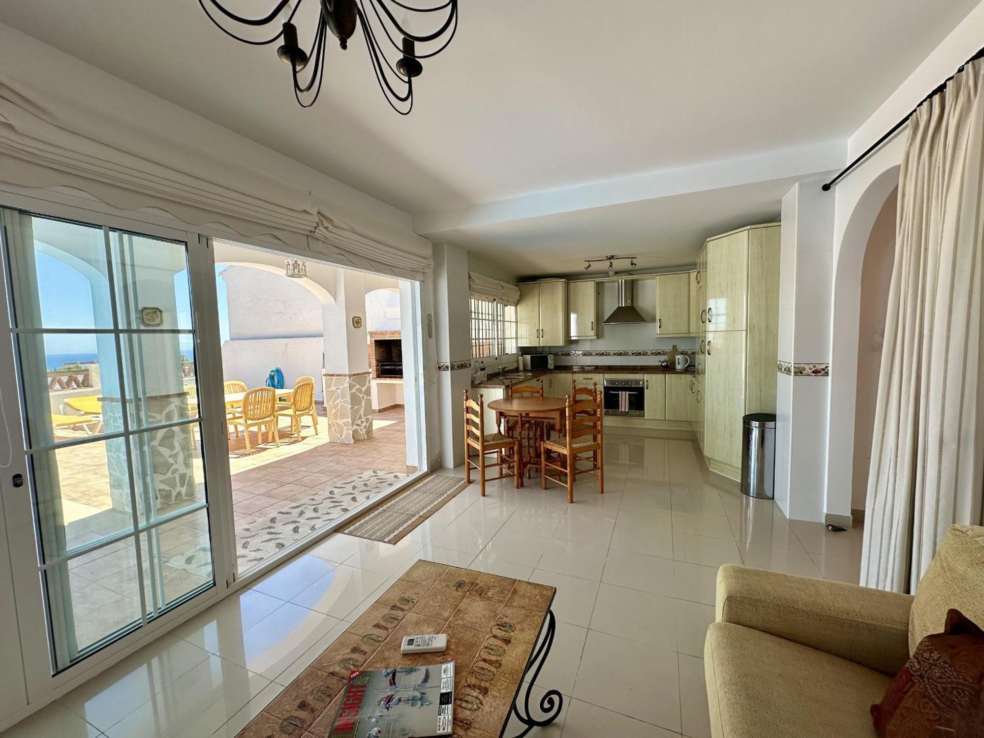 R1384 Casa Cleo Nerja