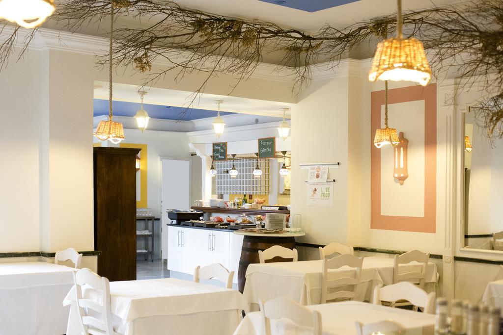 Plaza Cavana Hotel 3*