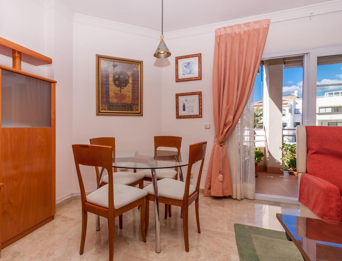 Jarales Parador Canovas Apartamento Nerja