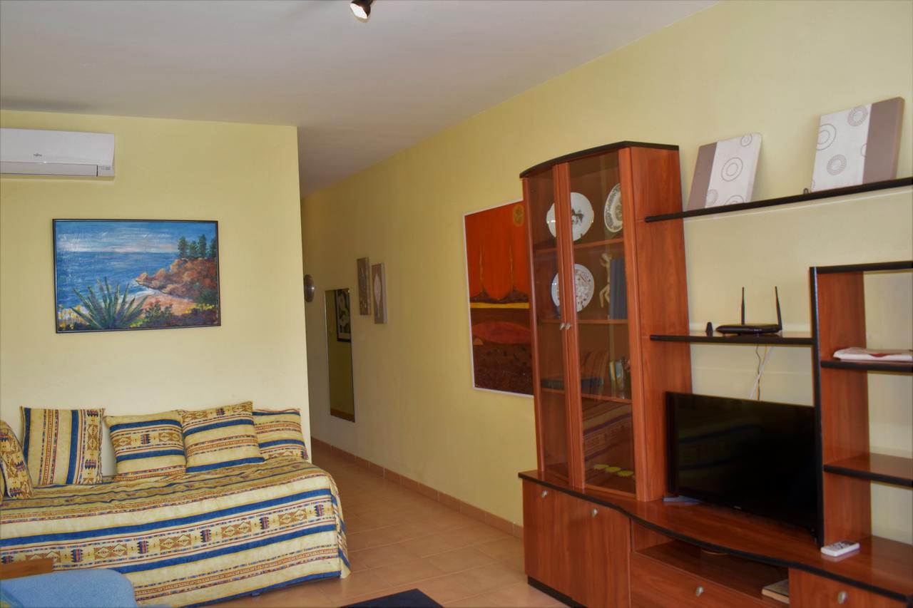Edificio Toboso Ii Apartment
