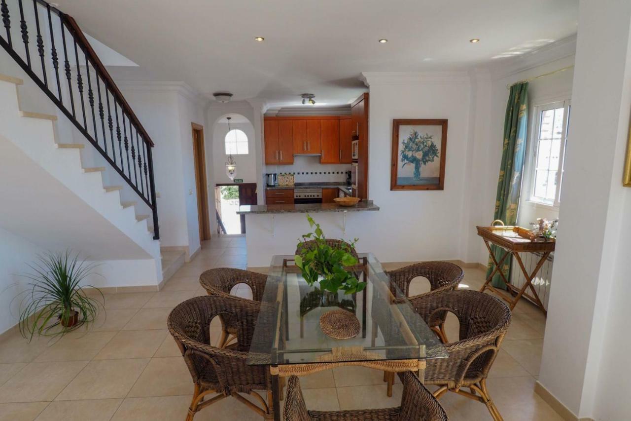 Paradise - El Paraiso Villa