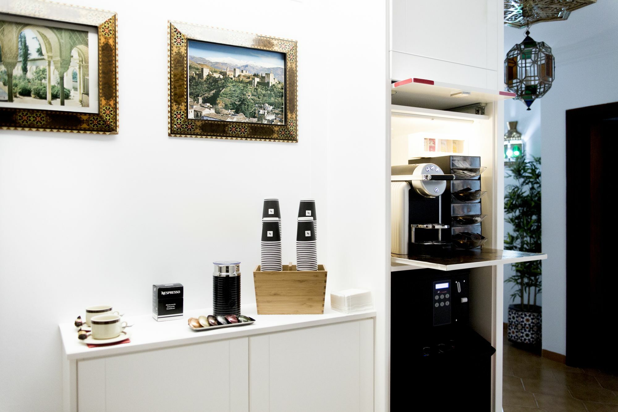 Alhambra - Adults Only Nerja