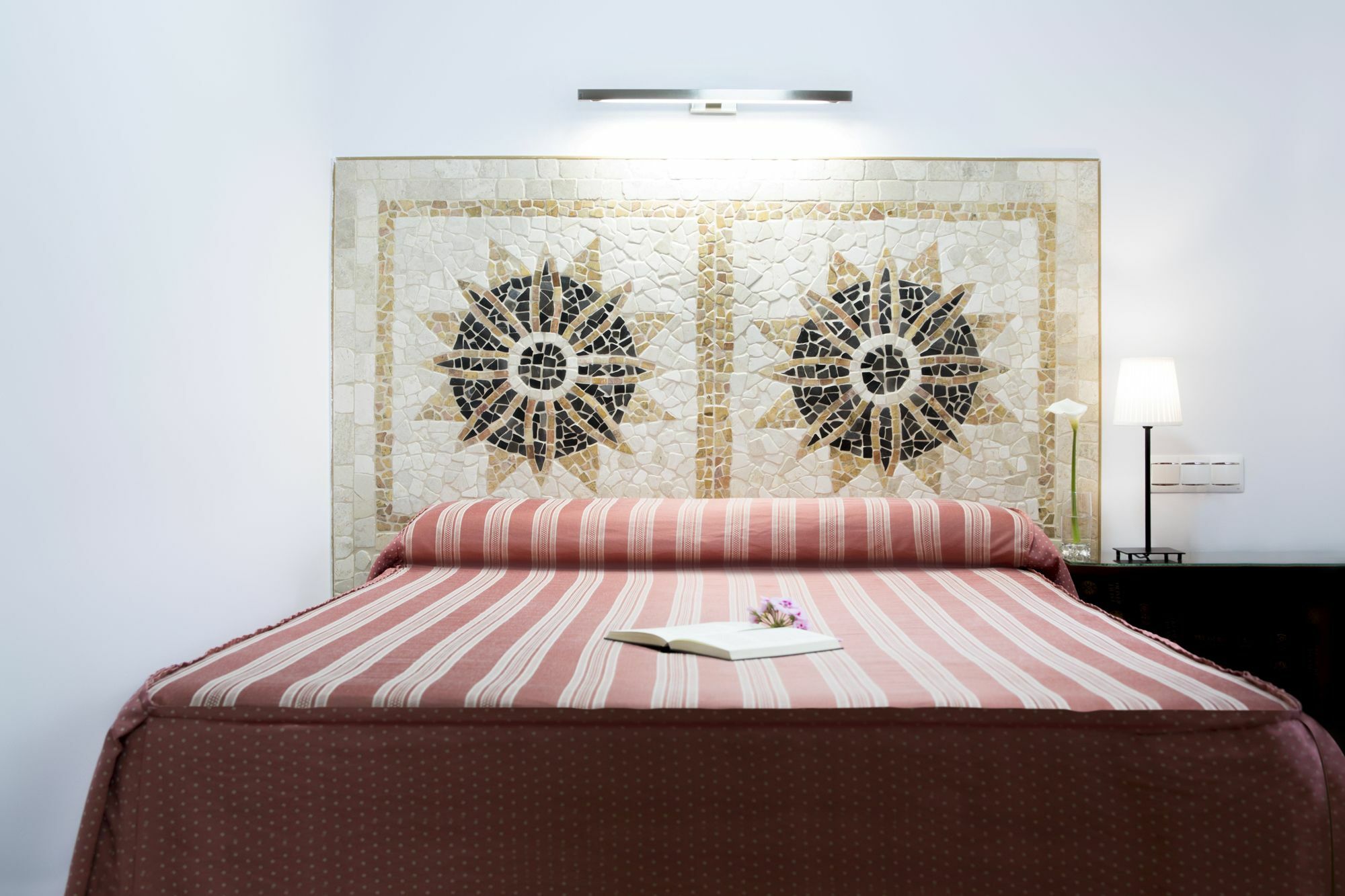 Alhambra - Adults Only Nerja
