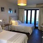 Hostal Avalon
