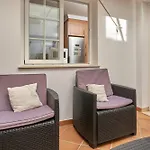 Vivienda Con Piscina