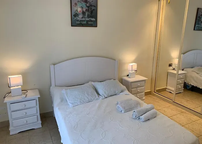 Casa Torrecilla Linda Adosado 2 Dormitorios A 50 Metros De La Playa Torrecilla Nerja