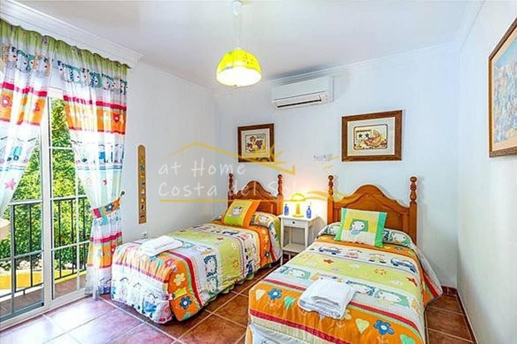 Agueda At * Nerja