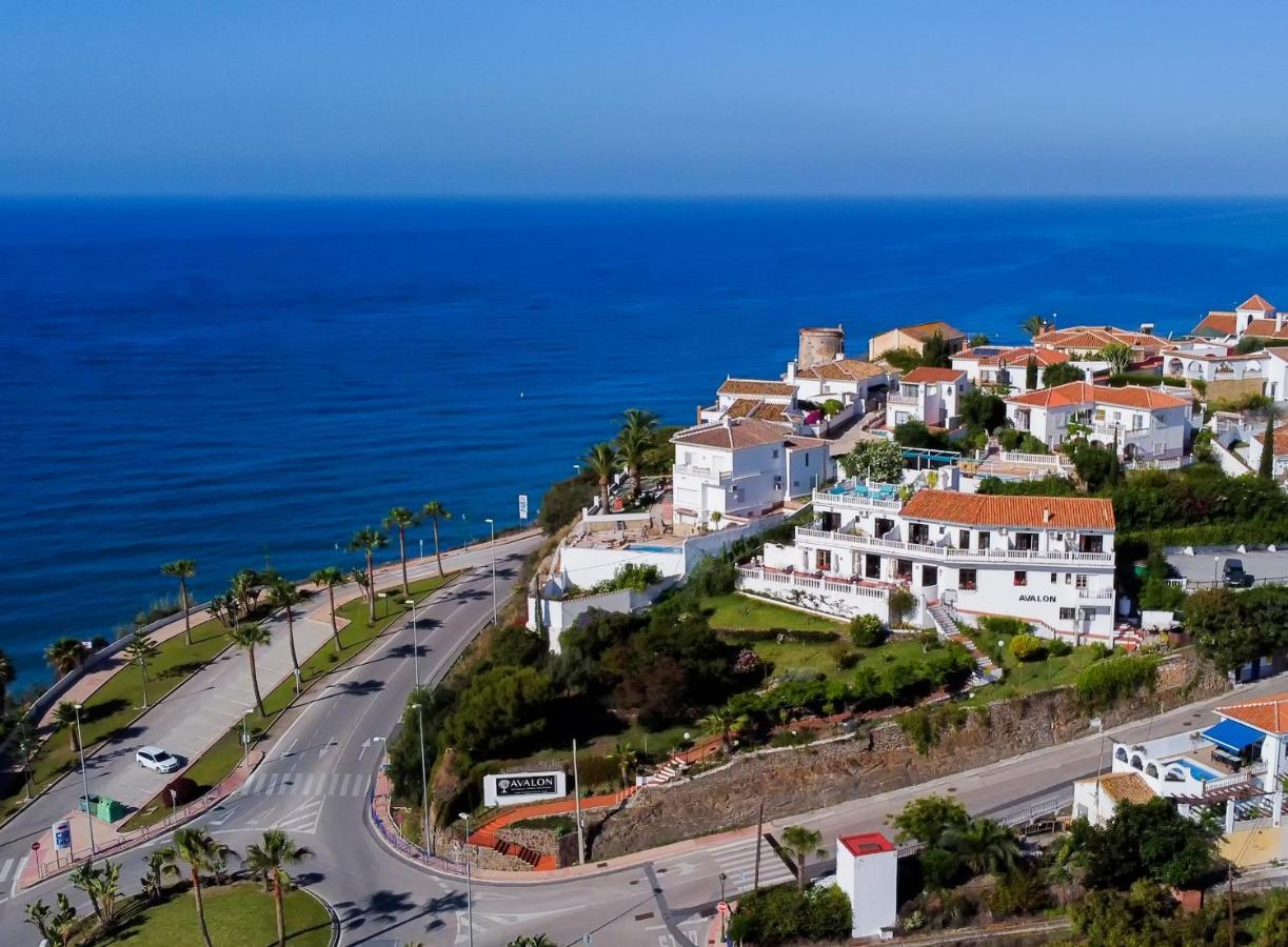 Avalon Pensión 2*