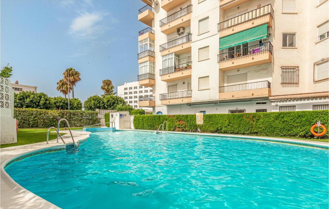 Apartamento Awesome In With 1 Bedrooms, Wifi And Outdoor Swimming Pool