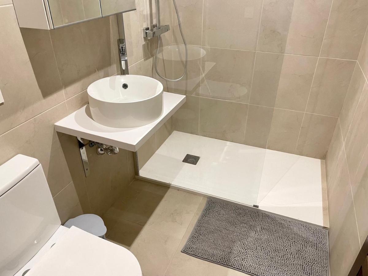 Capistrano Playa, Modern Within Walking Distance To Burriana Apartamento *