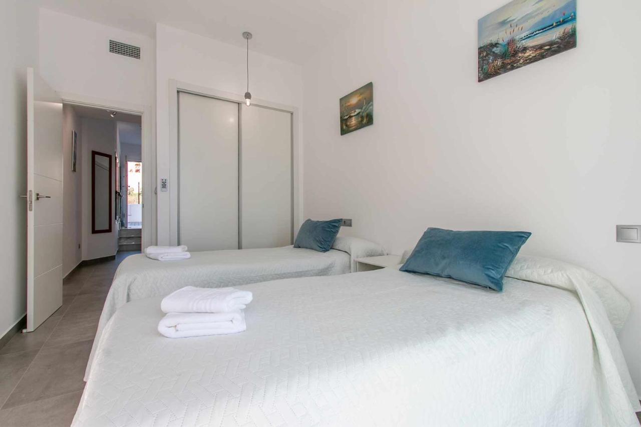 Espectacular Adosado Con Piscina, Vistas Al Mar 4 Holiday home Nerja