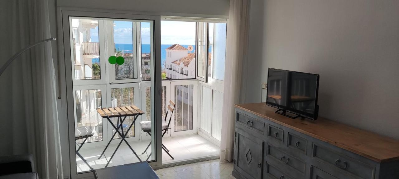 Apartment Gaviota Holidays Piscina Y Playa *