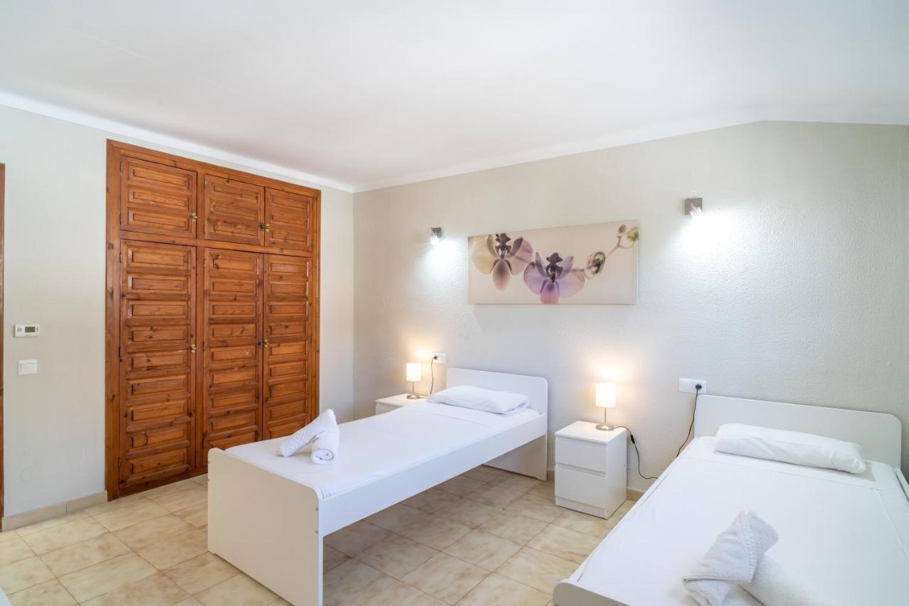 Kenny Private Pool Casasol Villa *