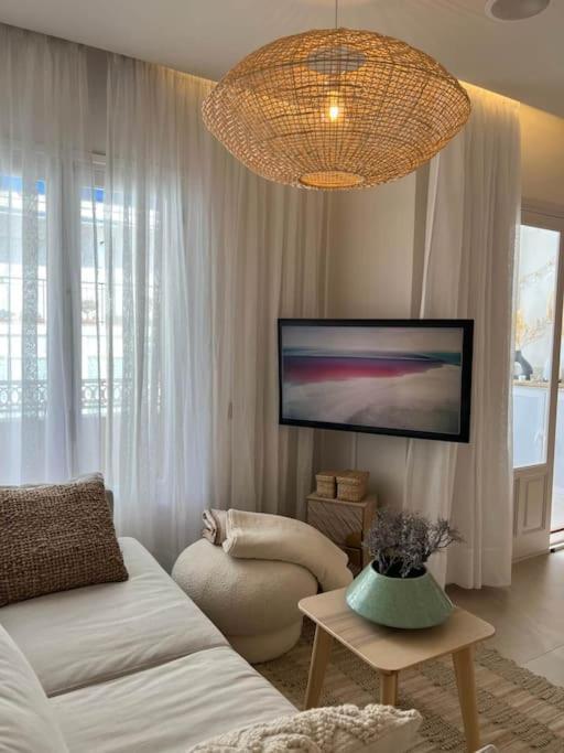Stunning With Sea Views At Calle Carabeo, Apartment Nerja