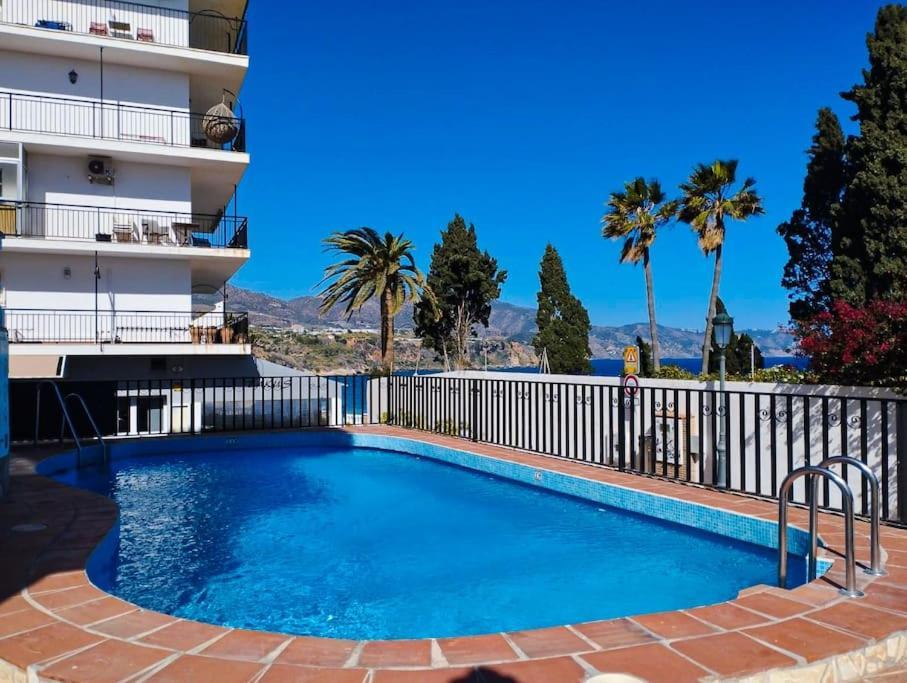 Stunning With Sea Views At Calle Carabeo, Apartment Nerja