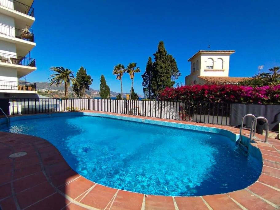 Apartment Stunning With Sea Views At Calle Carabeo, Nerja
