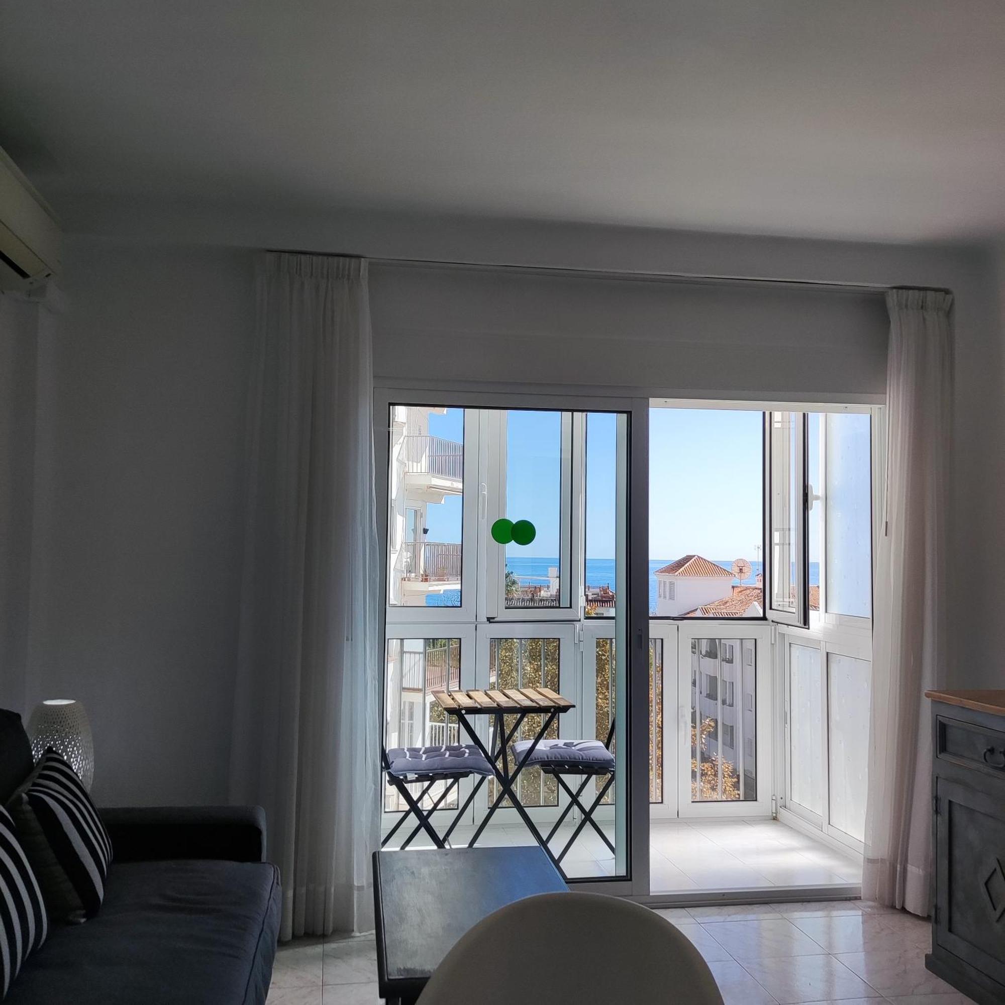 Apartment Gaviota Holidays Piscina Y Playa *