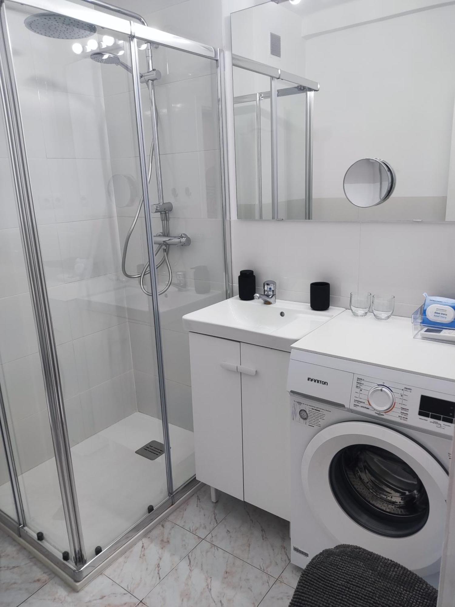 Apartment Gaviota Holidays Piscina Y Playa *