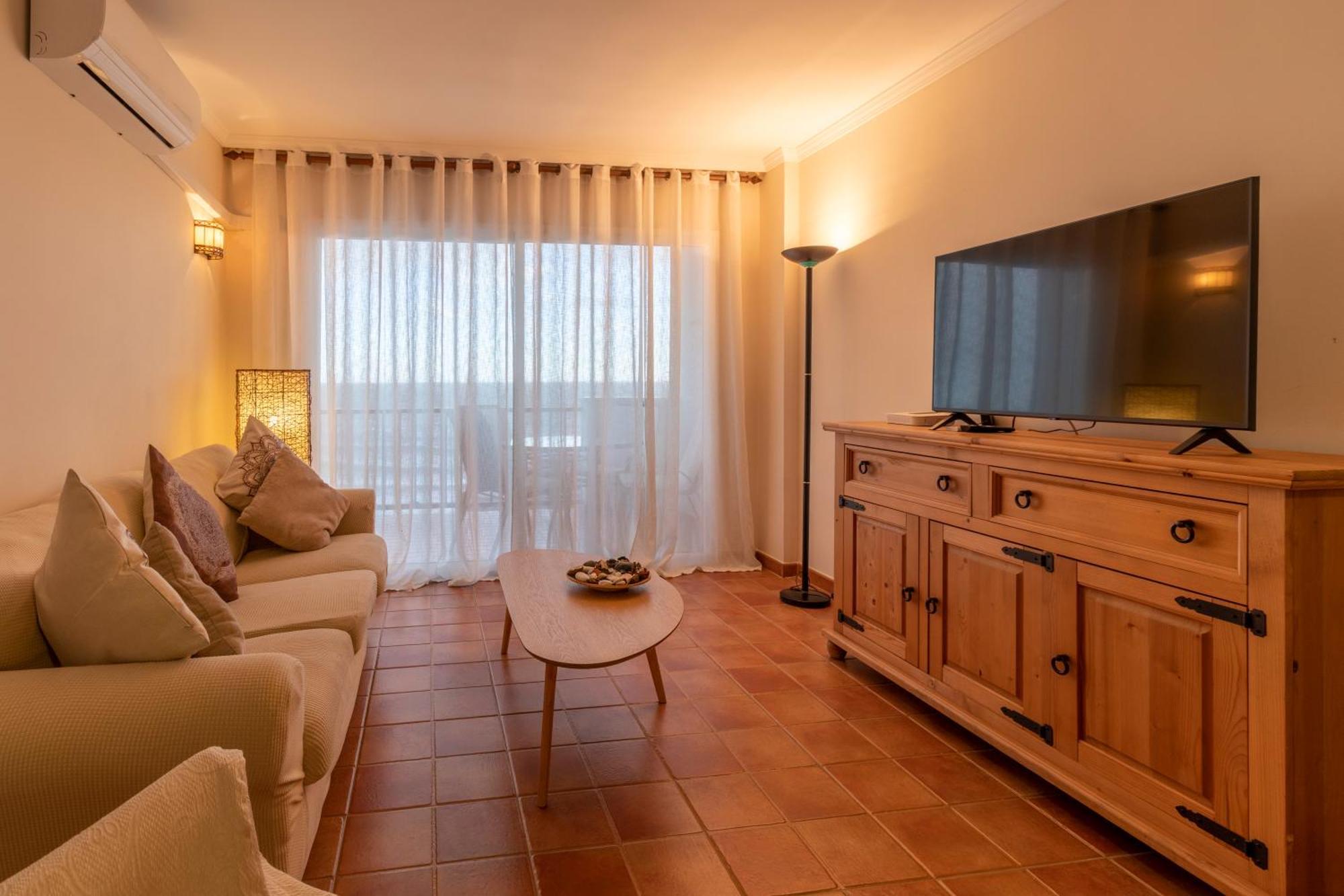 Rentitspain Arce 13 Balcon Con Vista Al Mar Apartamento