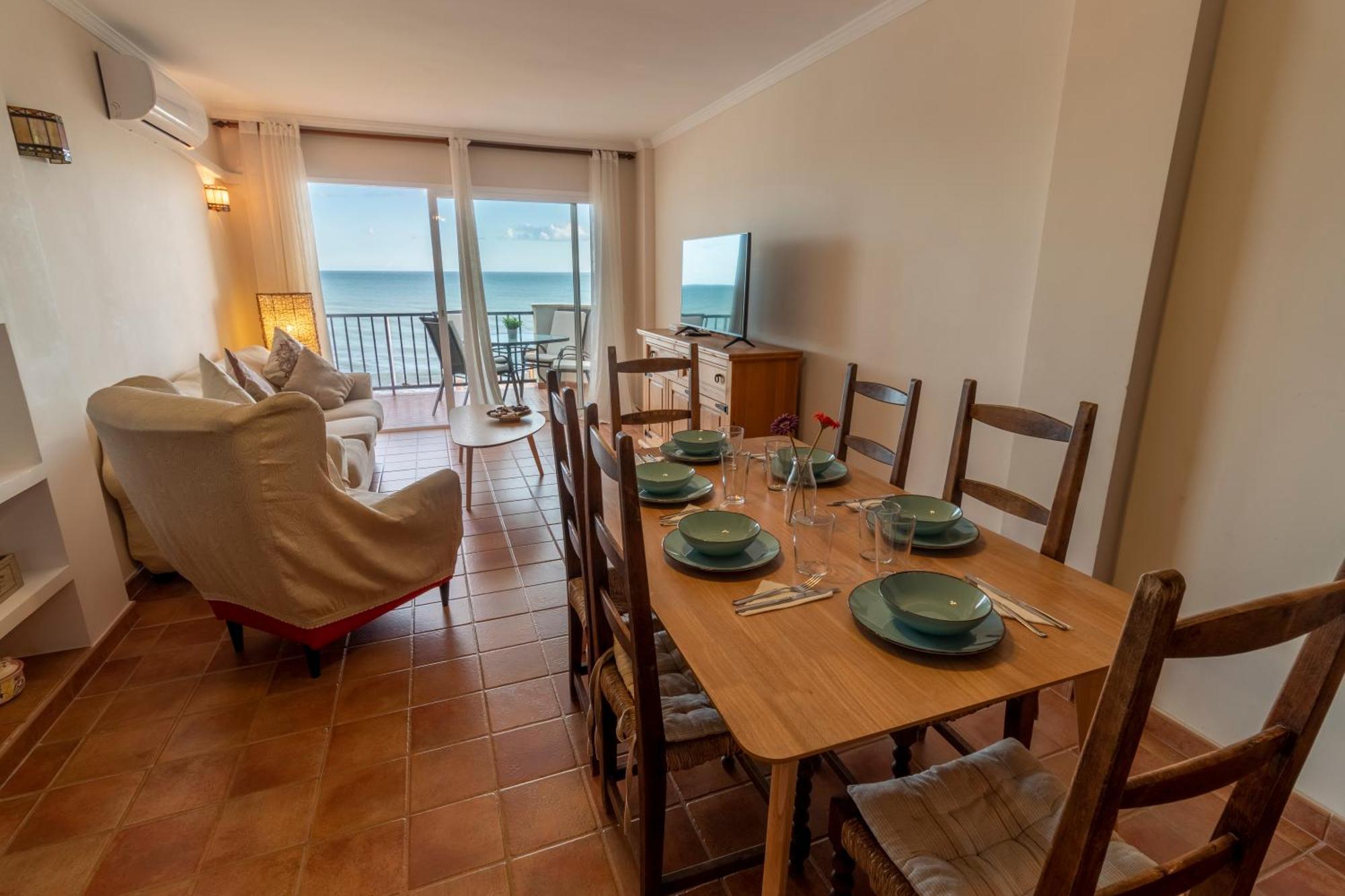 Rentitspain Arce 13 Balcon Con Vista Al Mar Apartamento Nerja