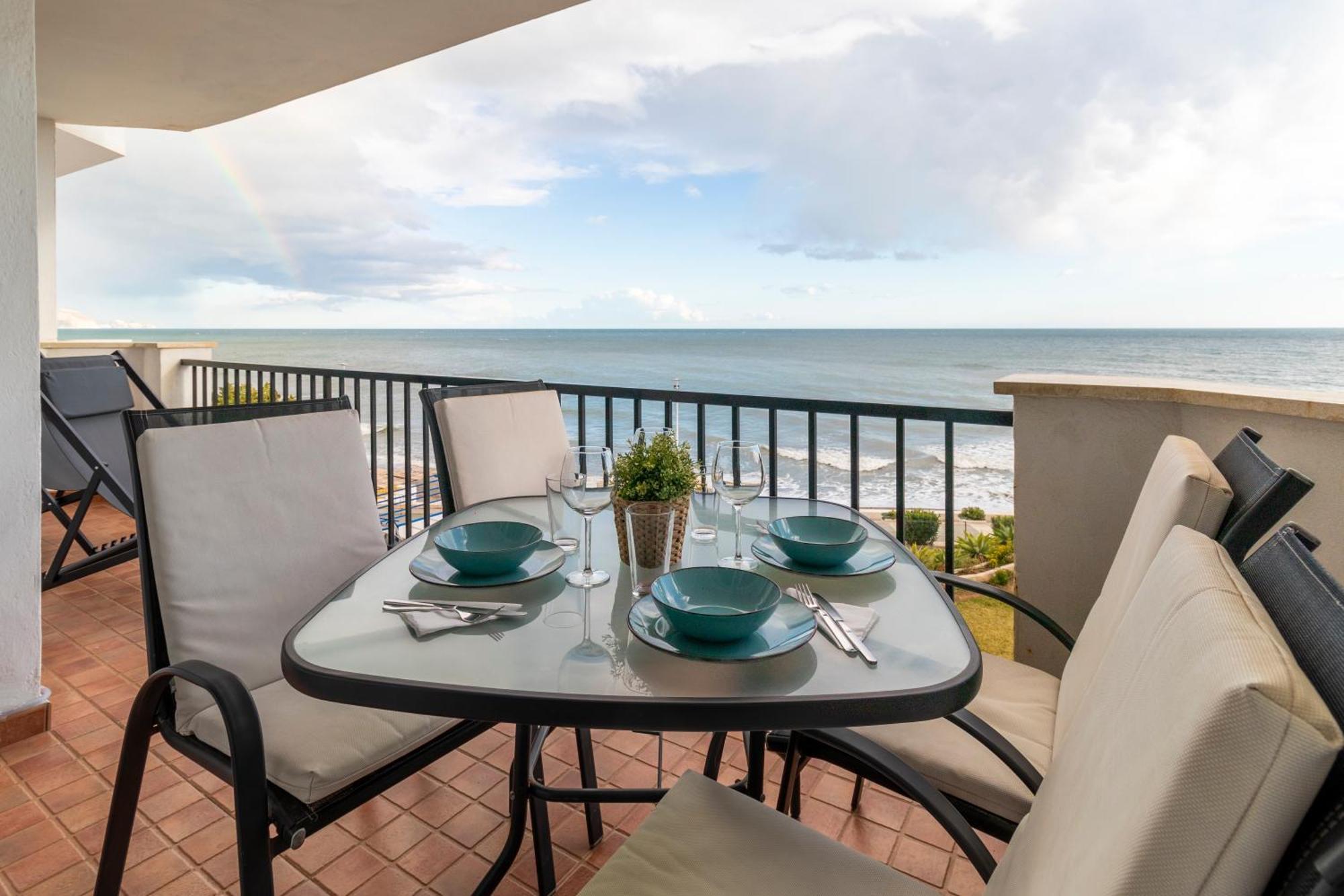Rentitspain Arce 13 Balcon Con Vista Al Mar Apartamento