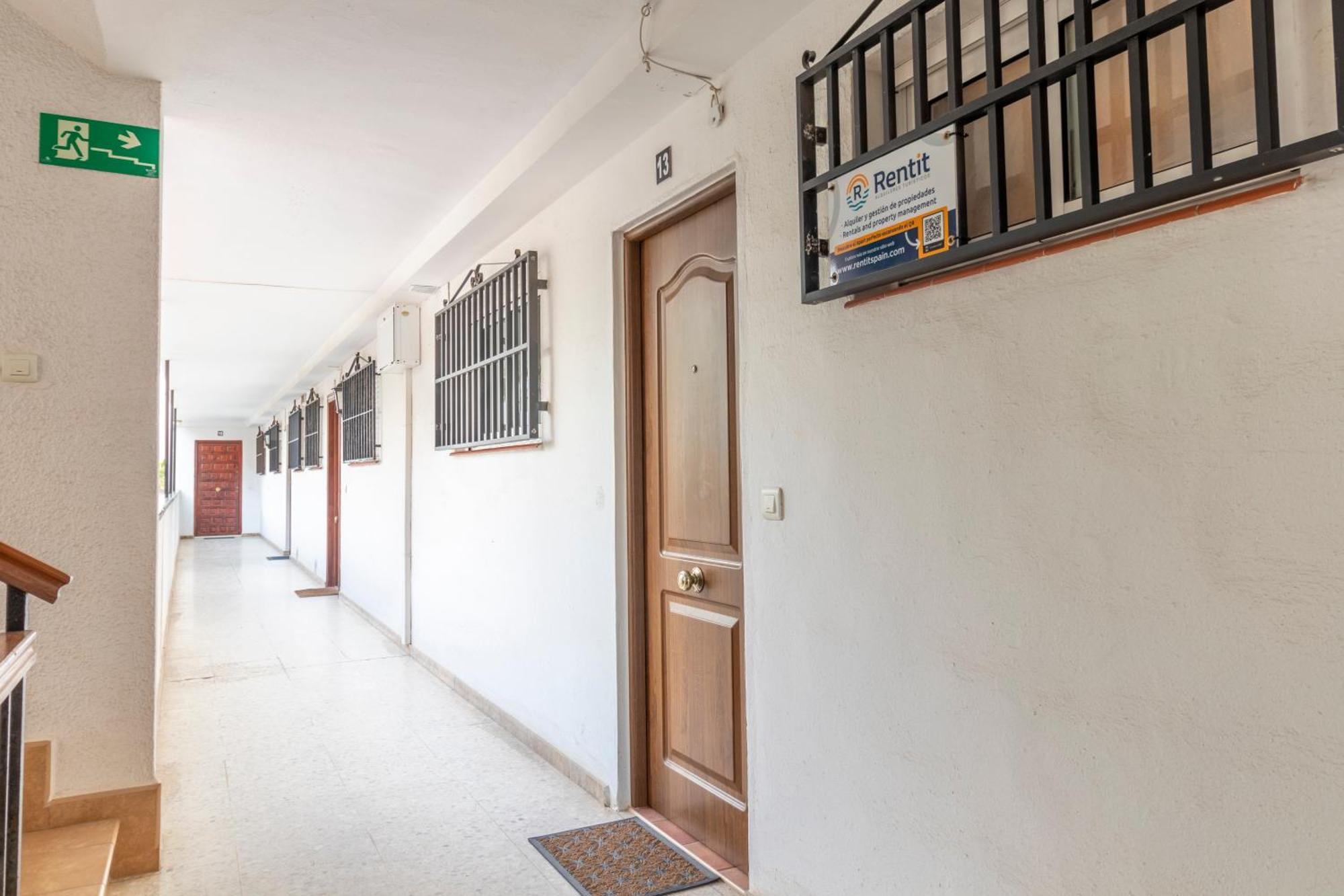 Rentitspain Arce 13 Balcon Con Vista Al Mar Apartamento