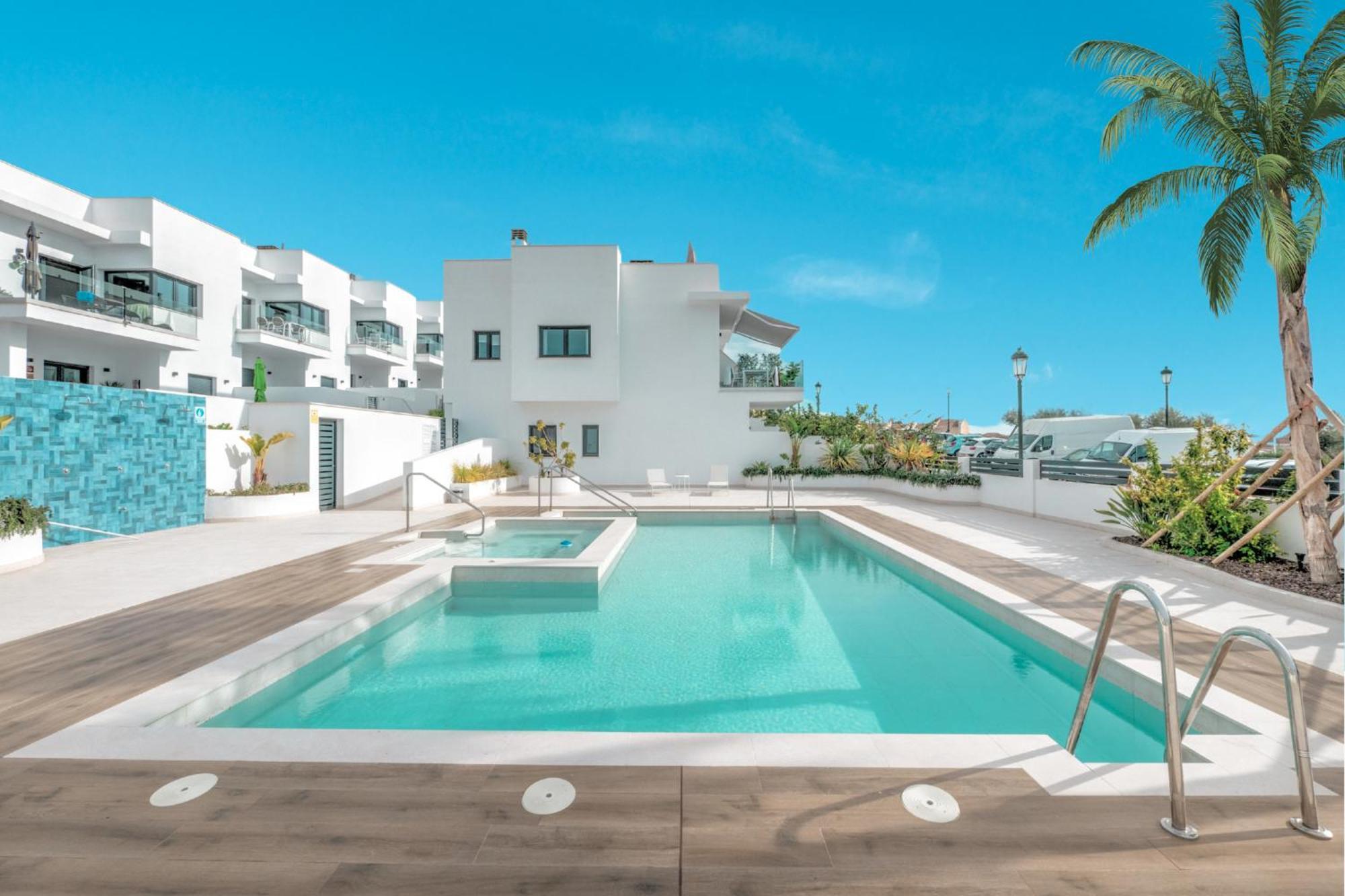 New Luxurious House With Rooftop Terrace And Pool * Nerja