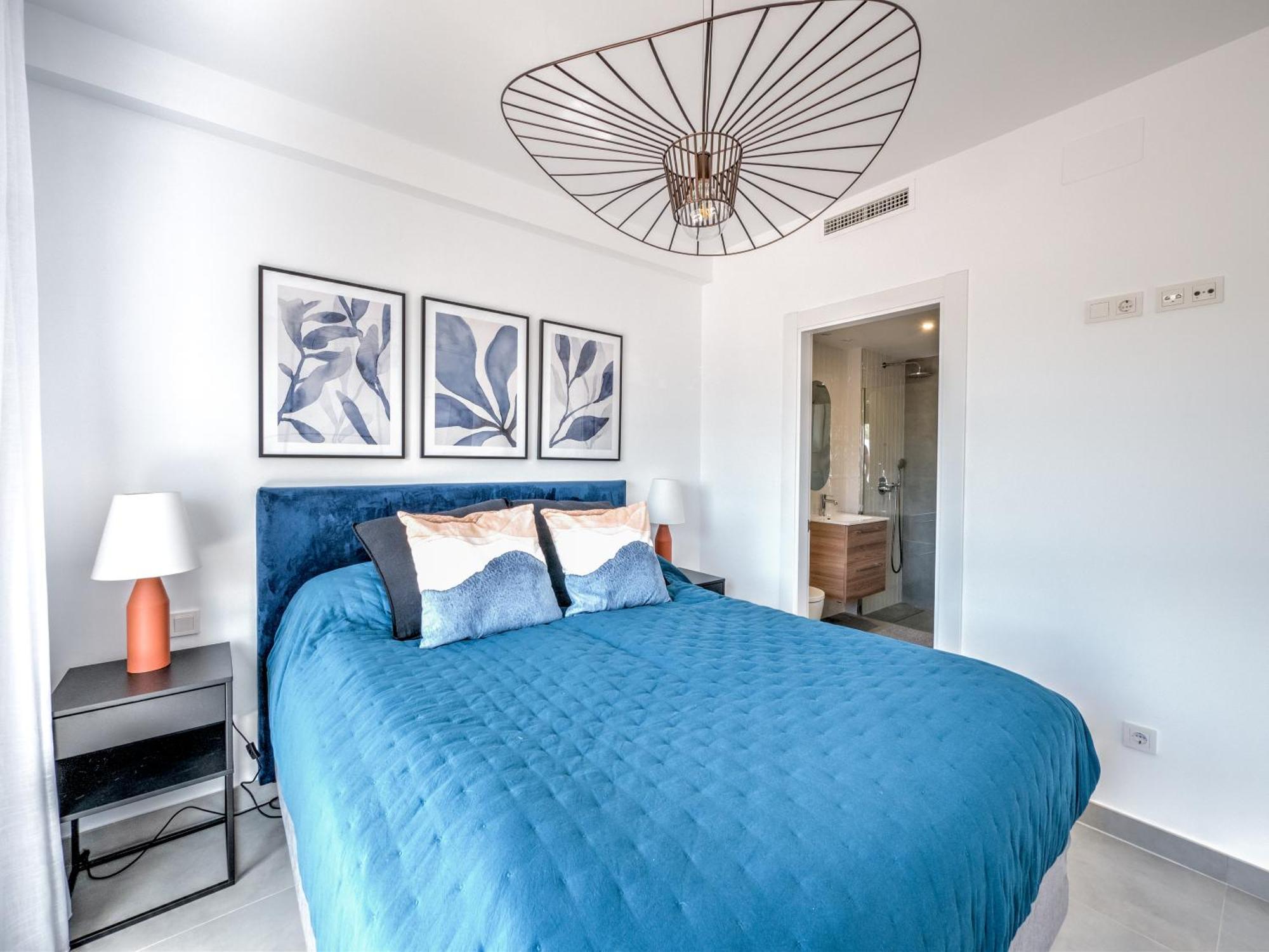 New Luxurious House With Rooftop Terrace And Pool Сasa de vacaciones