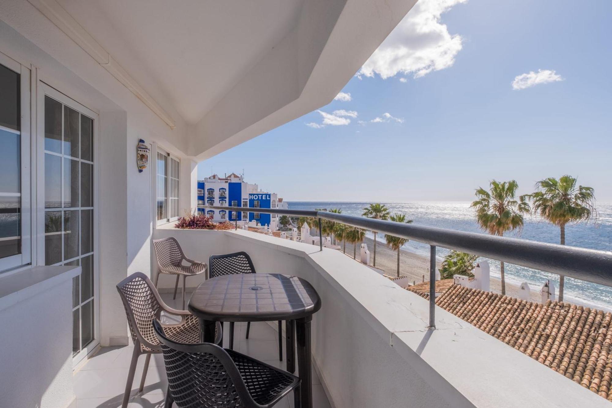 Chaparil 3-5 Spacious With Views Nerja