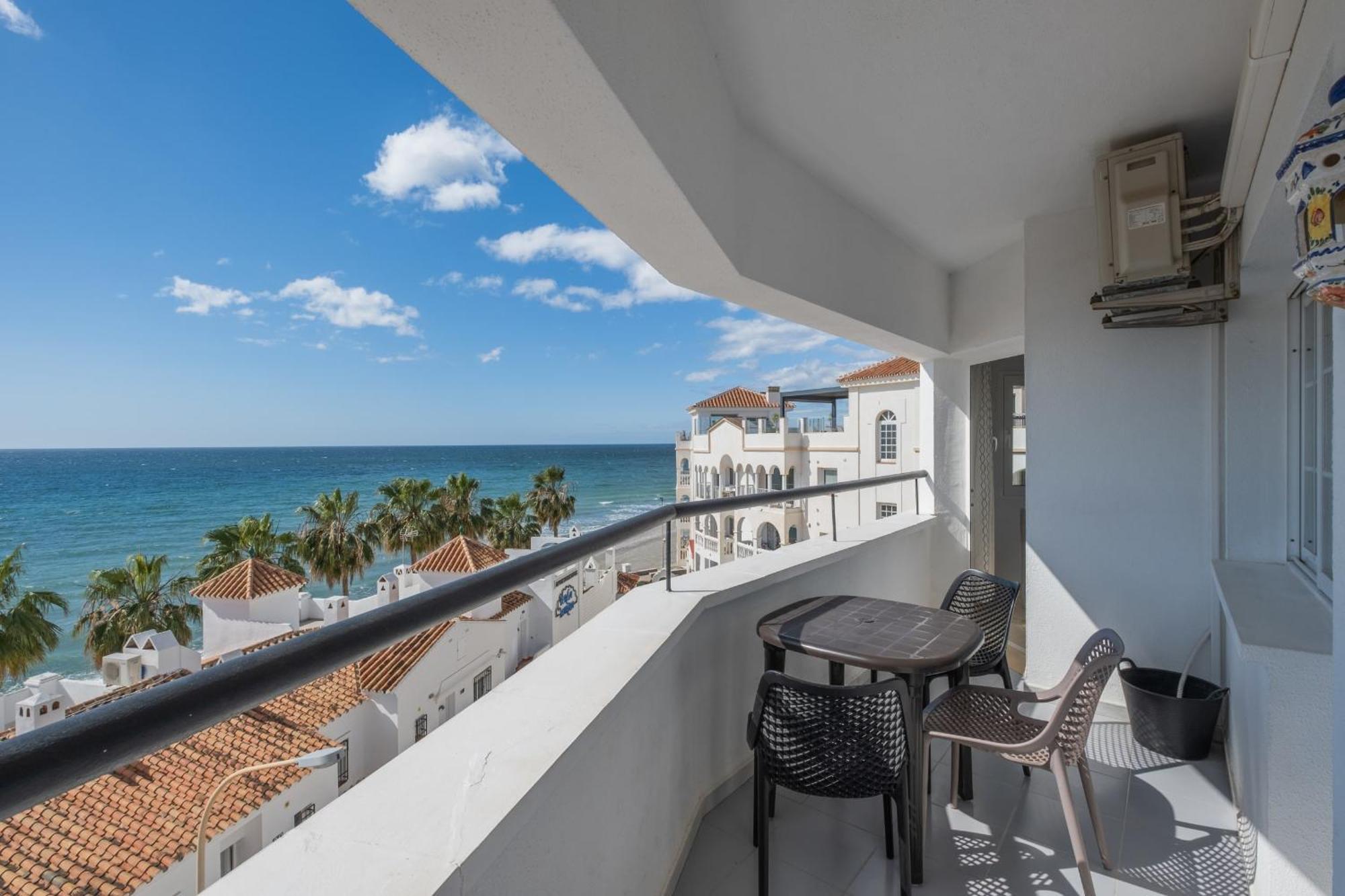 Apartamento Chaparil 3-5 Spacious With Views Nerja