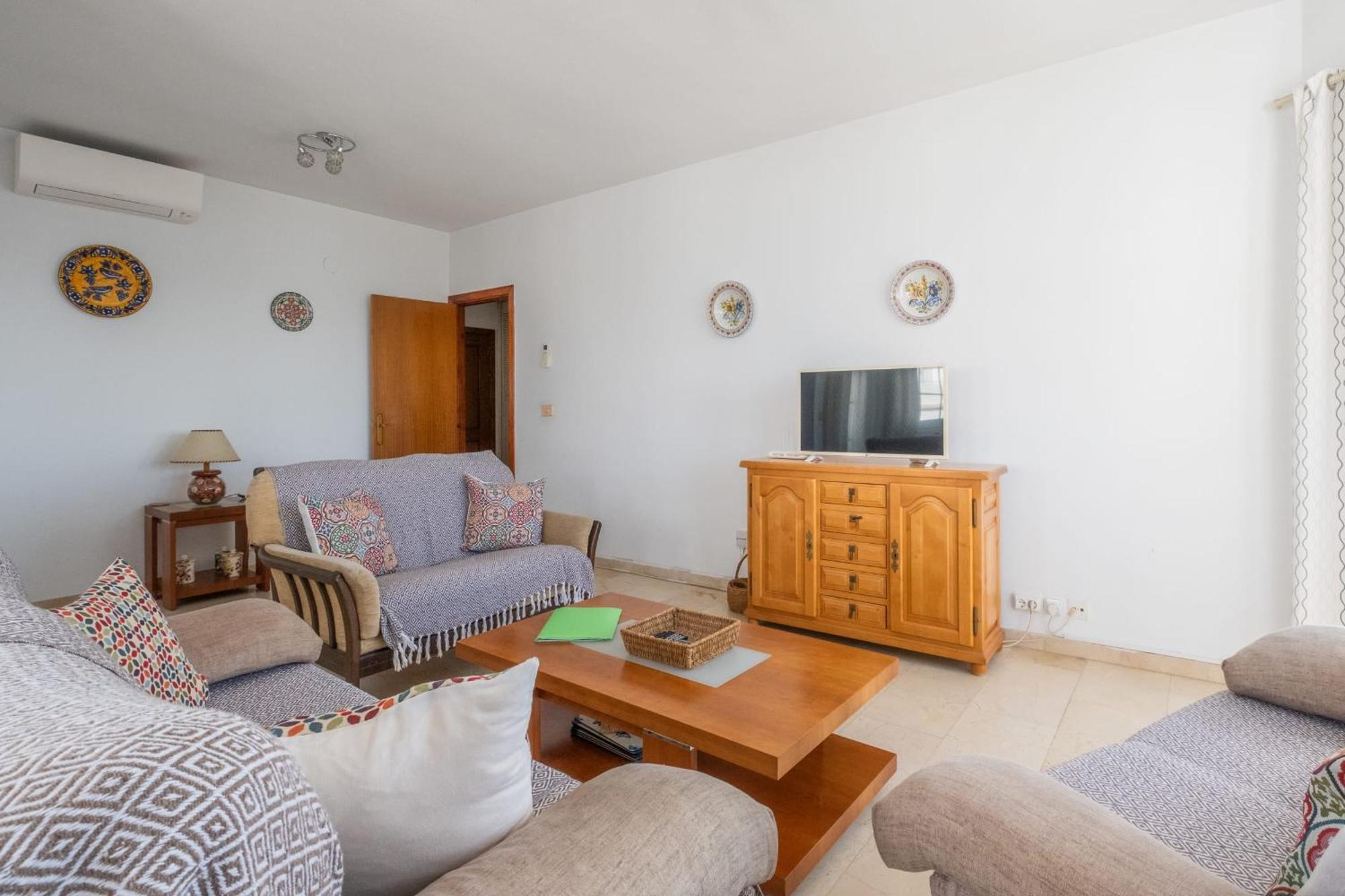 Chaparil 3-5 Spacious With Views Nerja