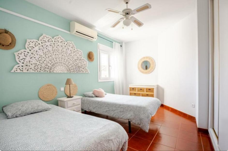 Apartamento Bonito Piso A 300m De La Playa Nerja