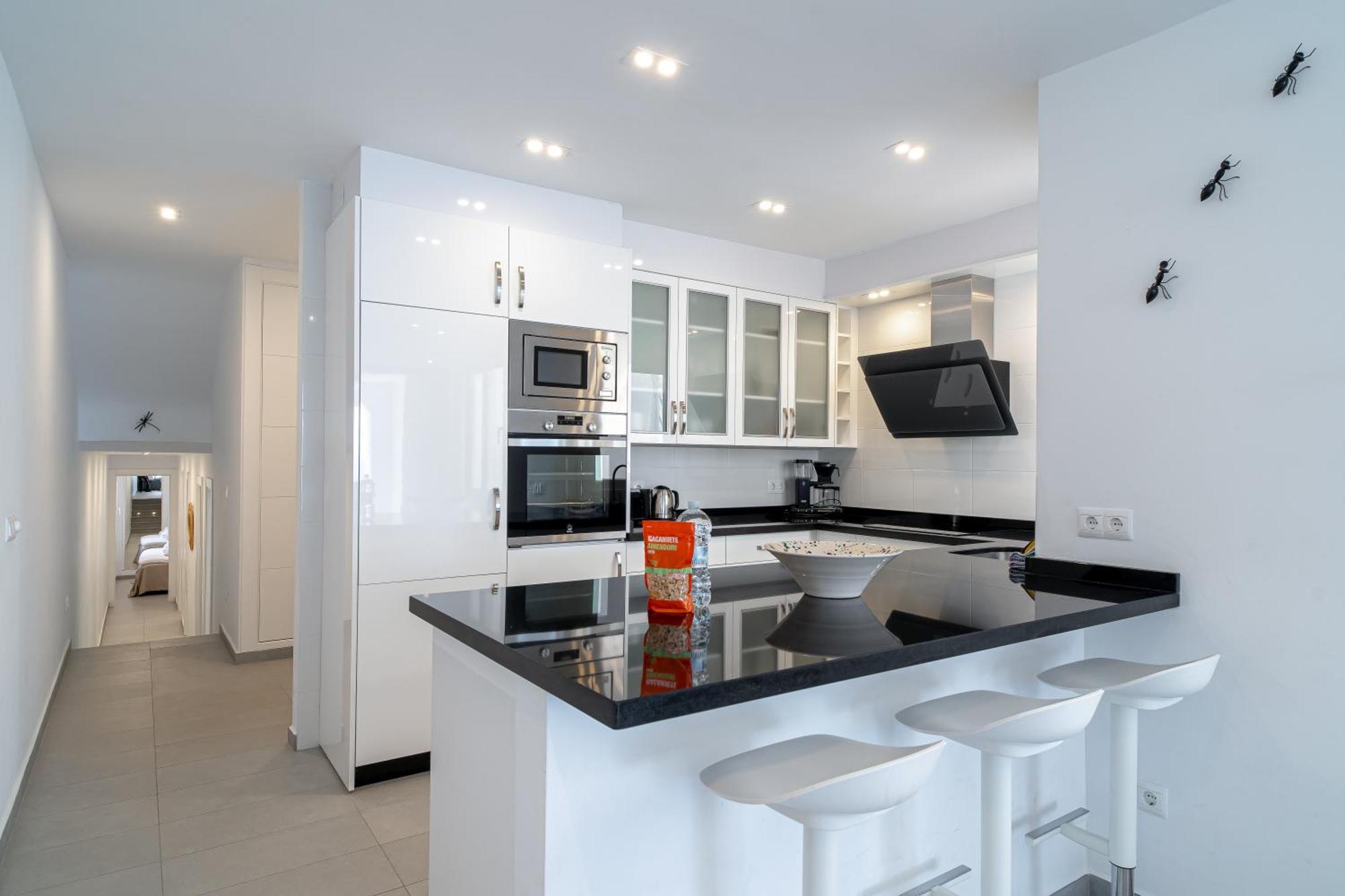 Tuhillo E1 Seaview Casasol