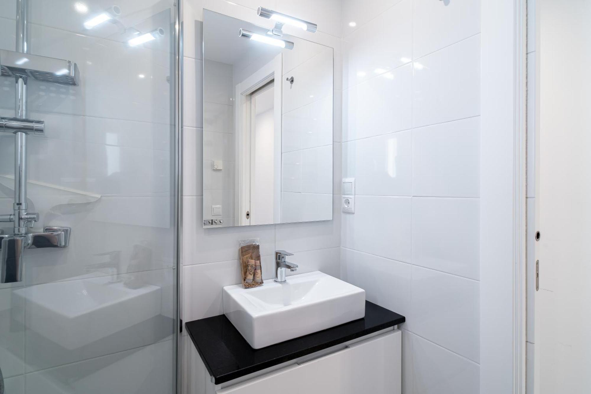 Tuhillo E1 Seaview Casasol Apartment
