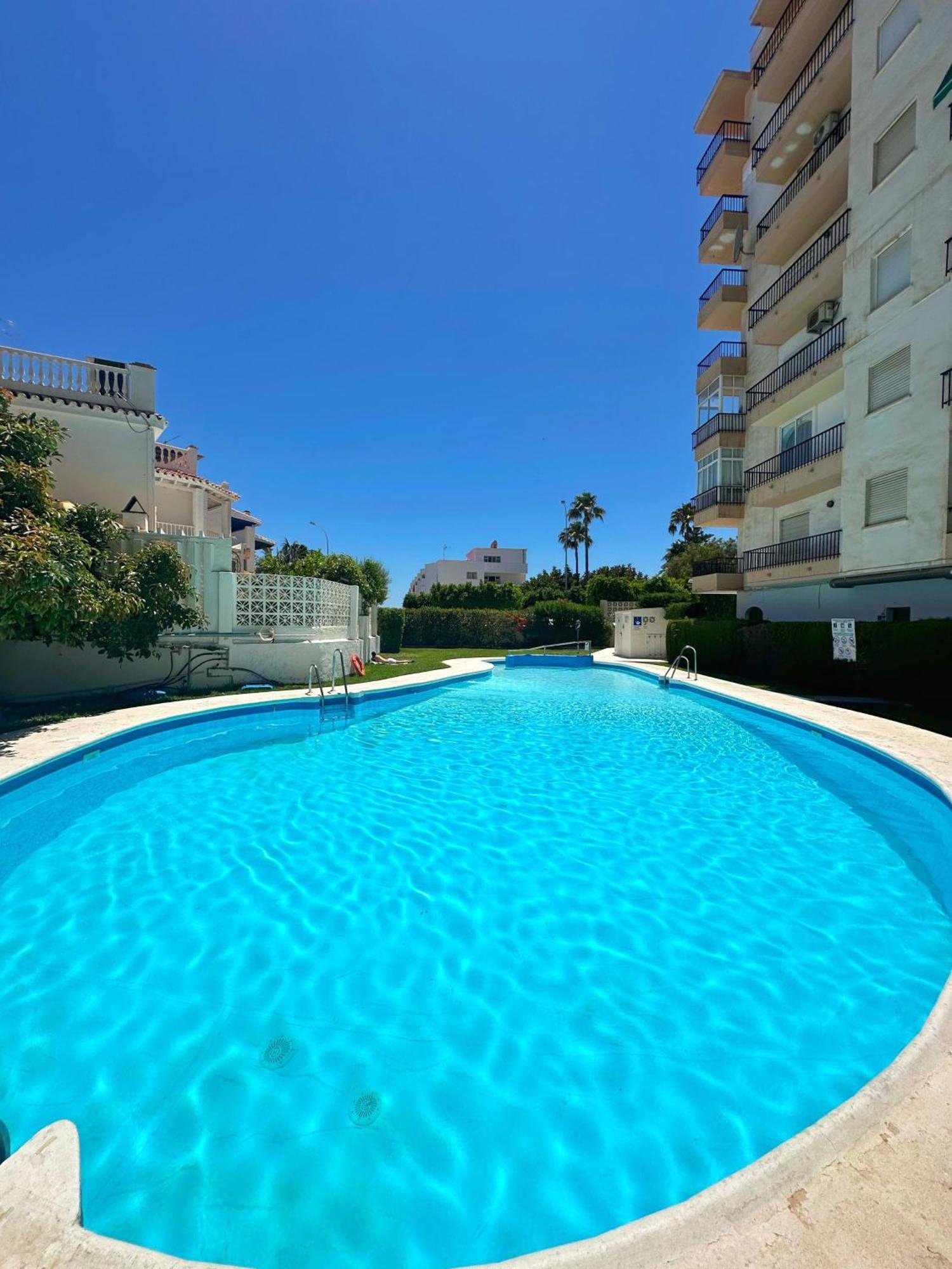 Shr055 Playa Torrecilla Con Piscina Apartamento Nerja