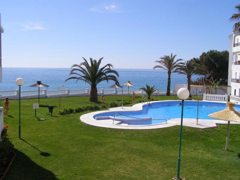 Palmeras 55 Menyber * Nerja
