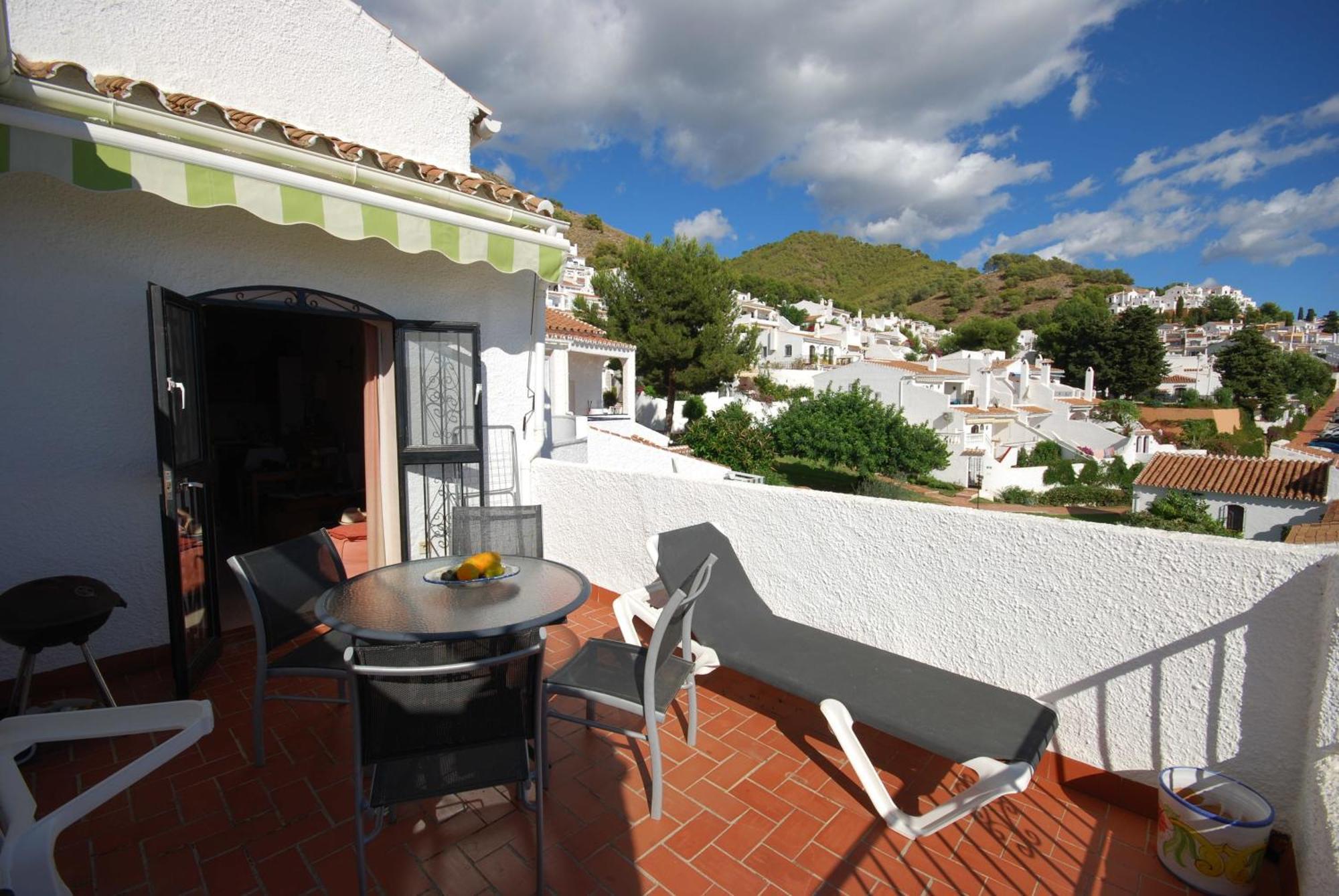 - Tolle Aussicht Und Poolbereich Сasa de vacaciones Nerja