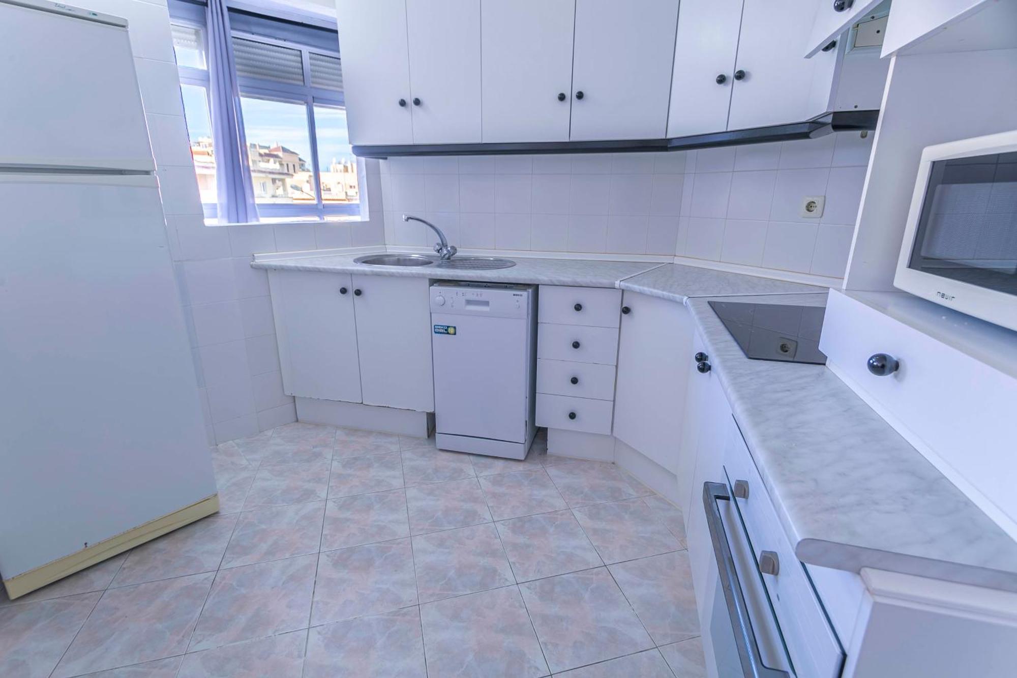 Canovas - Estudio Playa Nerja