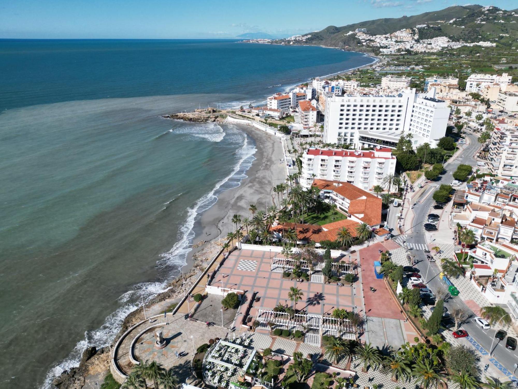 Edf. 4 Caminos Apartamento *