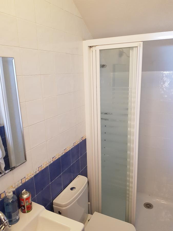 - Zeezicht, Zwembad * Nerja