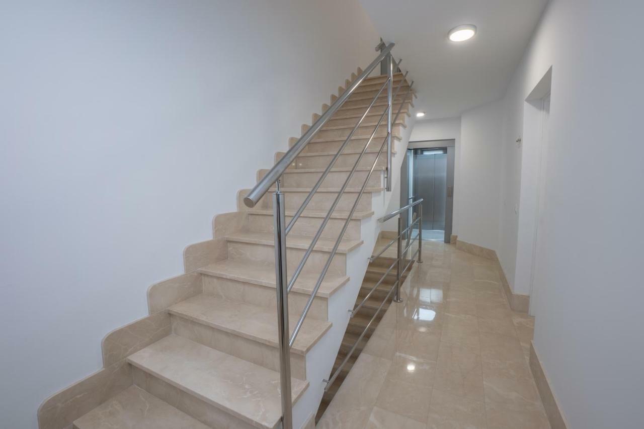 Mombasa 1 Planta Apartment Nerja