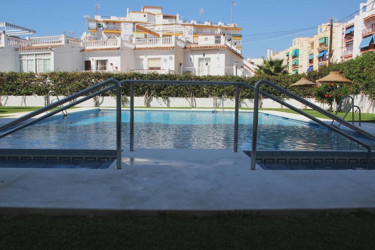 Apartment Gaviota Holidays Piscina Y Playa *