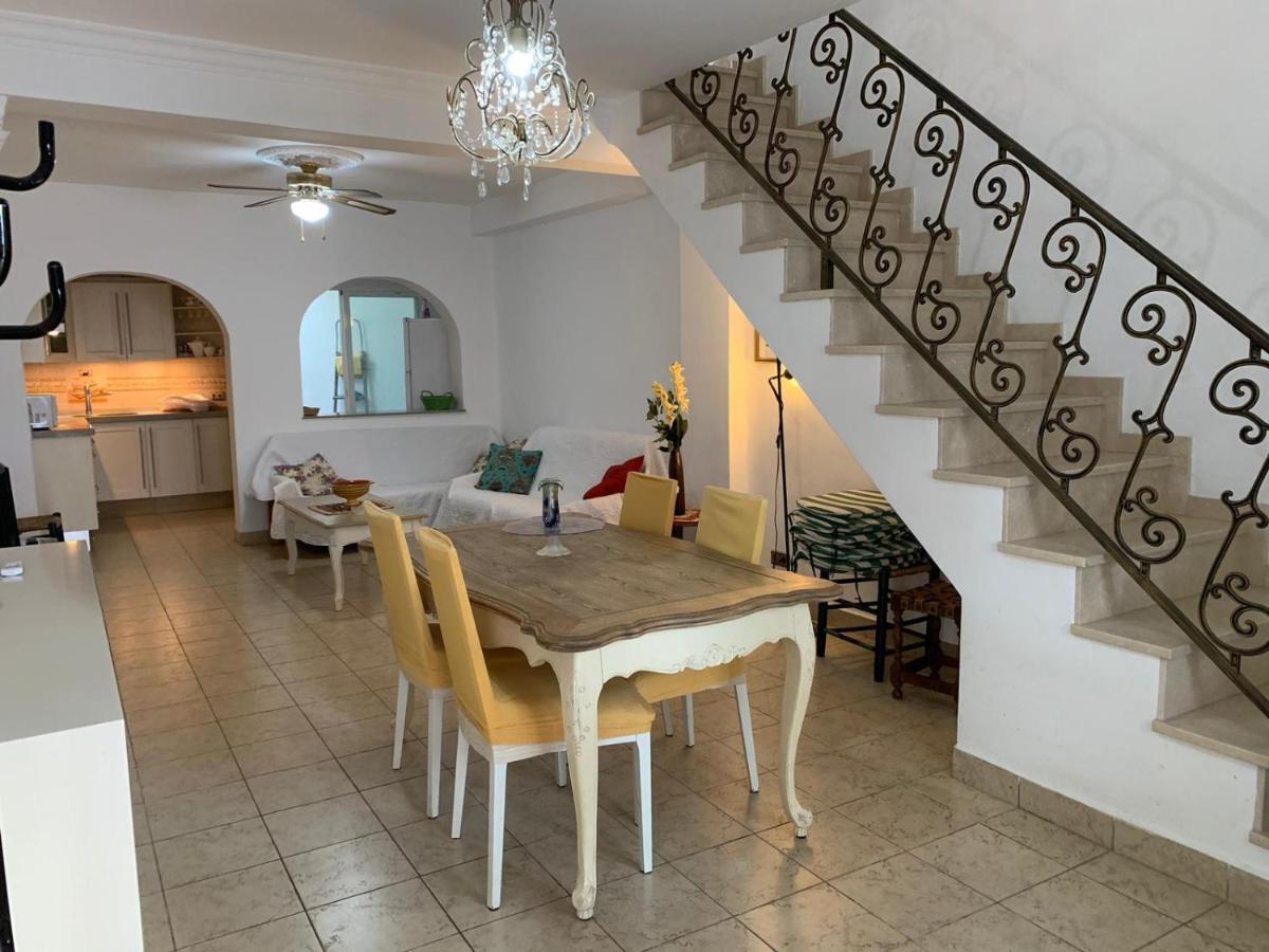 Casa Torrecilla Linda Adosado 2 A 50 Metros De La Playa Torrecilla Holiday home Nerja