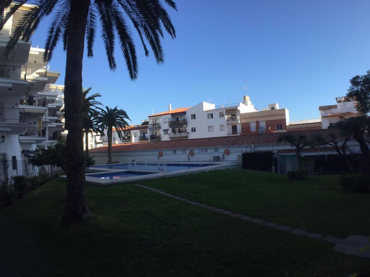 Coronado, In Central Apartamento Nerja